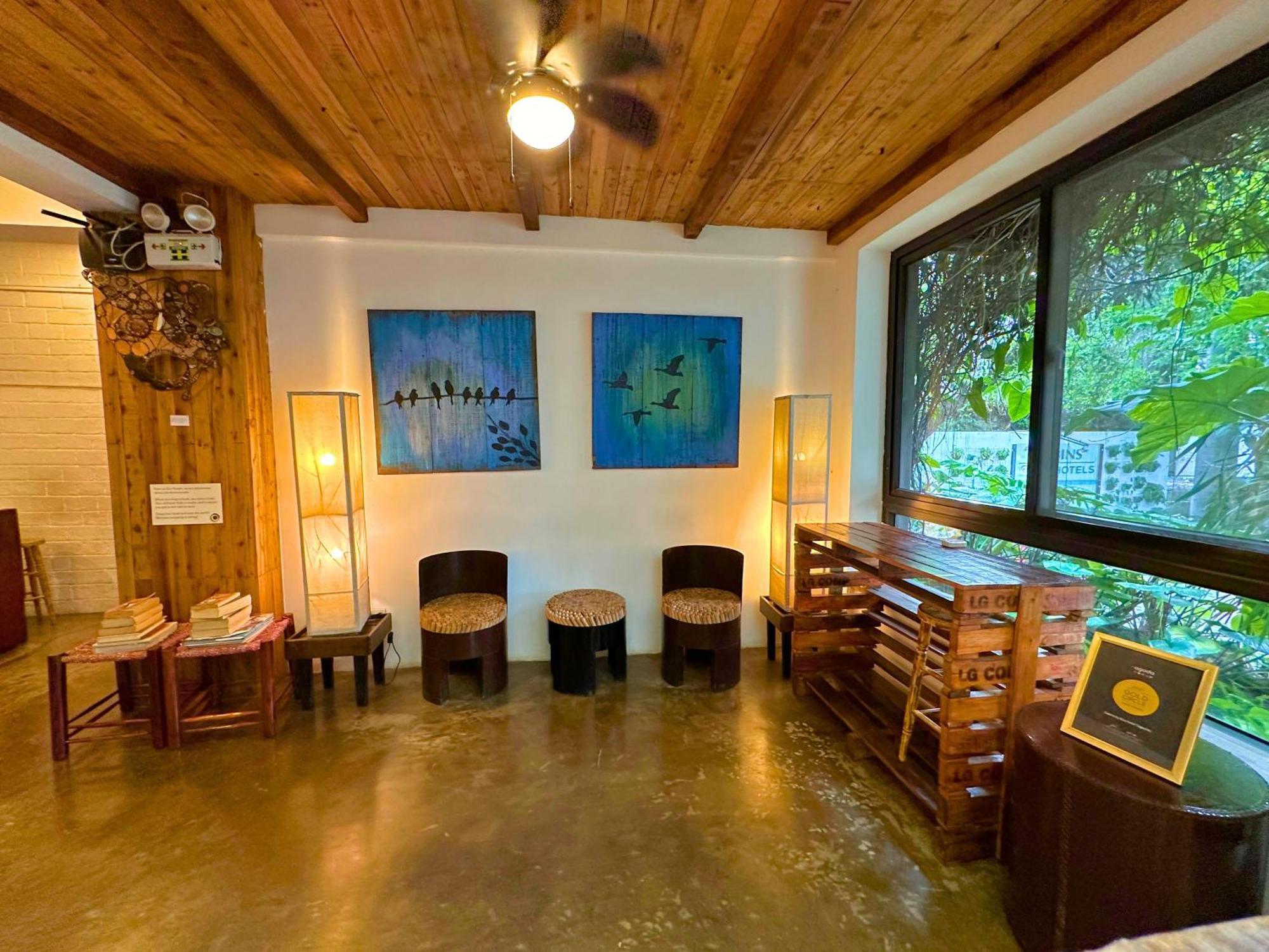 Cabins By Eco Hotels Tagaytay City Εξωτερικό φωτογραφία